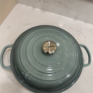 Le Creuset Signature Casserole / Braiser 3.5qt Sea Salt